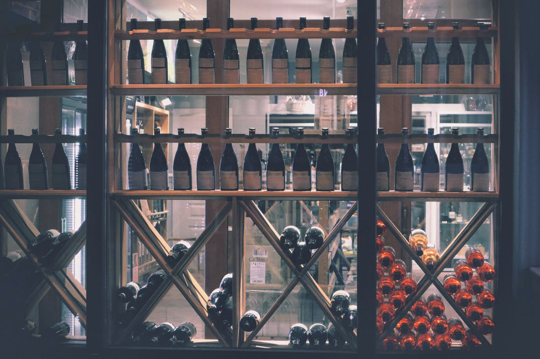Cómo conservar el vino en casa sin bodega: consejos para pisos y apartamentos